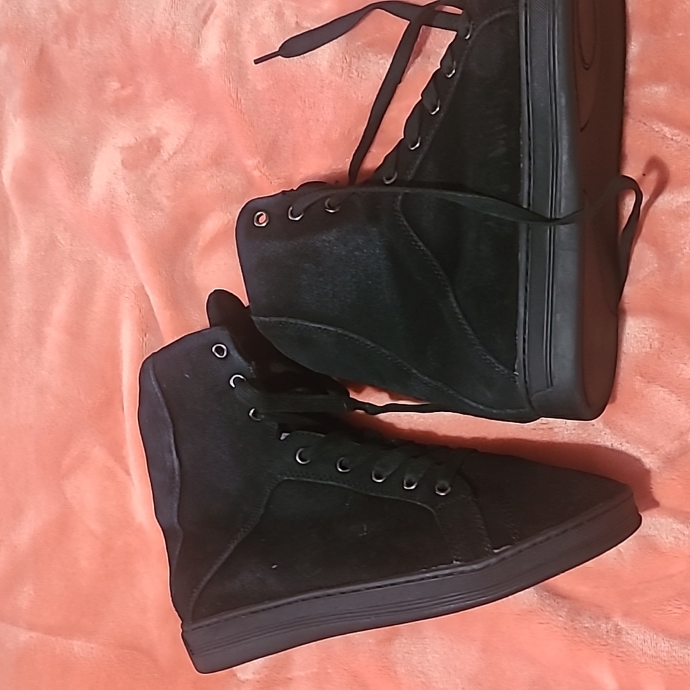 Mcqueen Black Boots Royal Collection